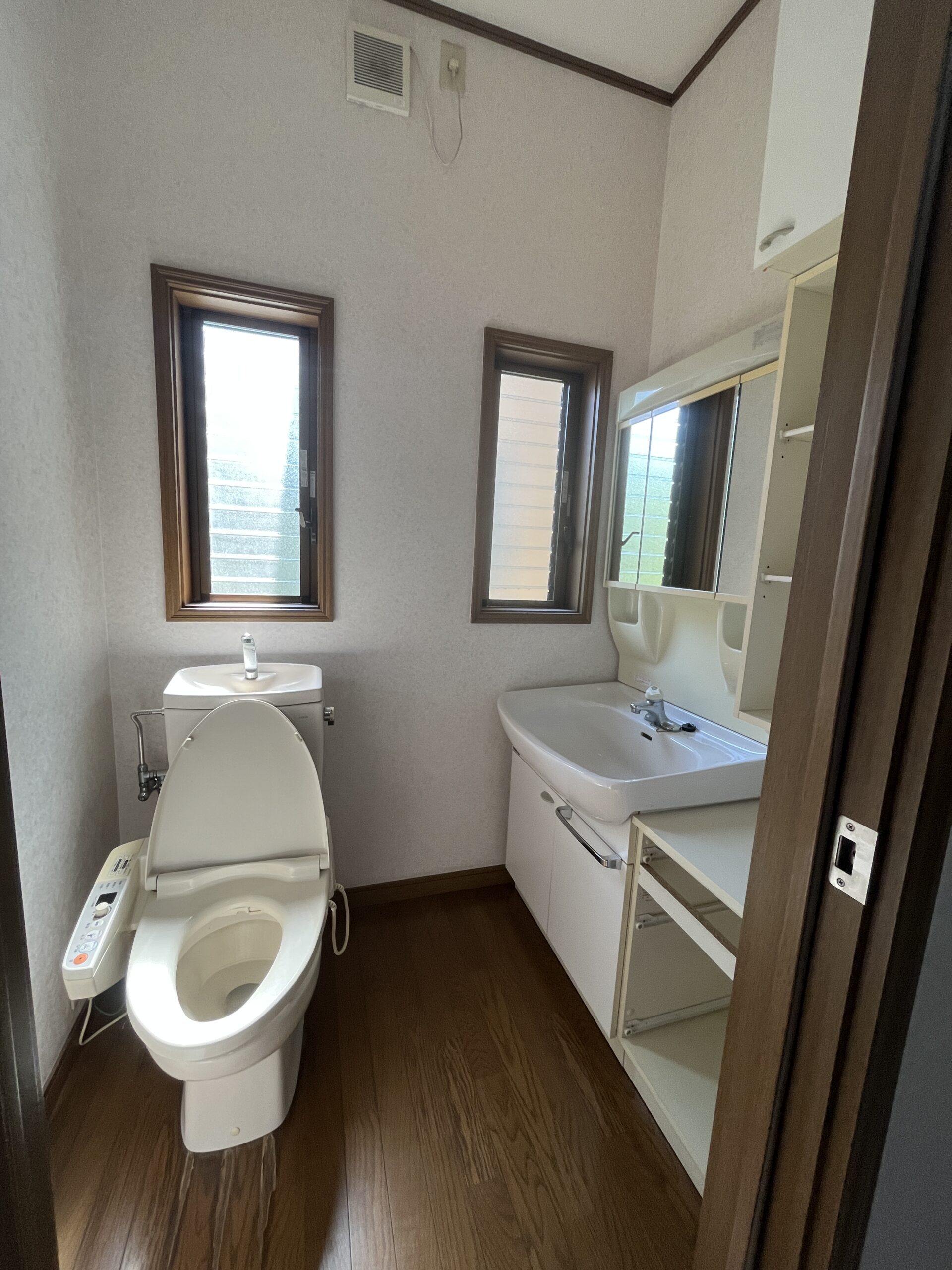 埼玉県越谷市M様TOTOネオレストRS洗面化粧台リフォーム事例工事前写真