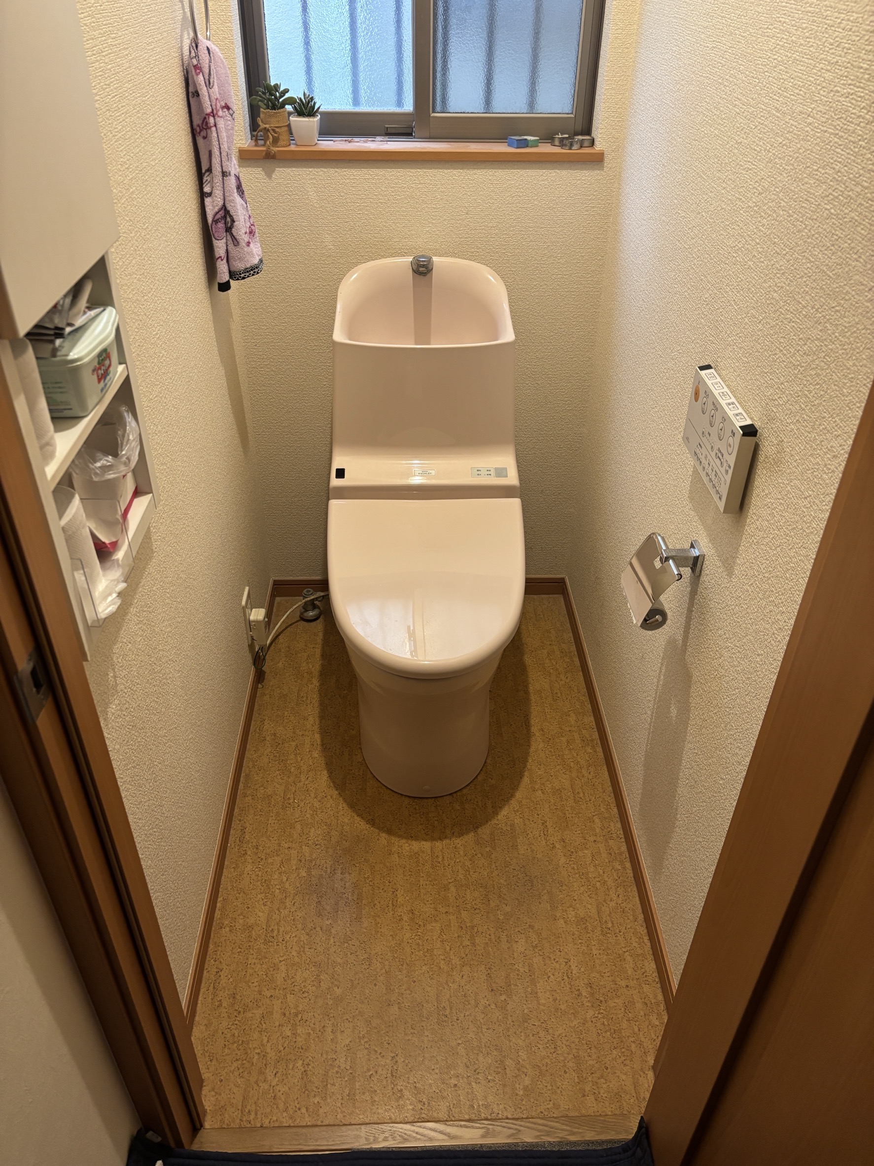 埼玉県川口市TさまTOTOピュアレストEXトイレリフォーム事例工事前写真