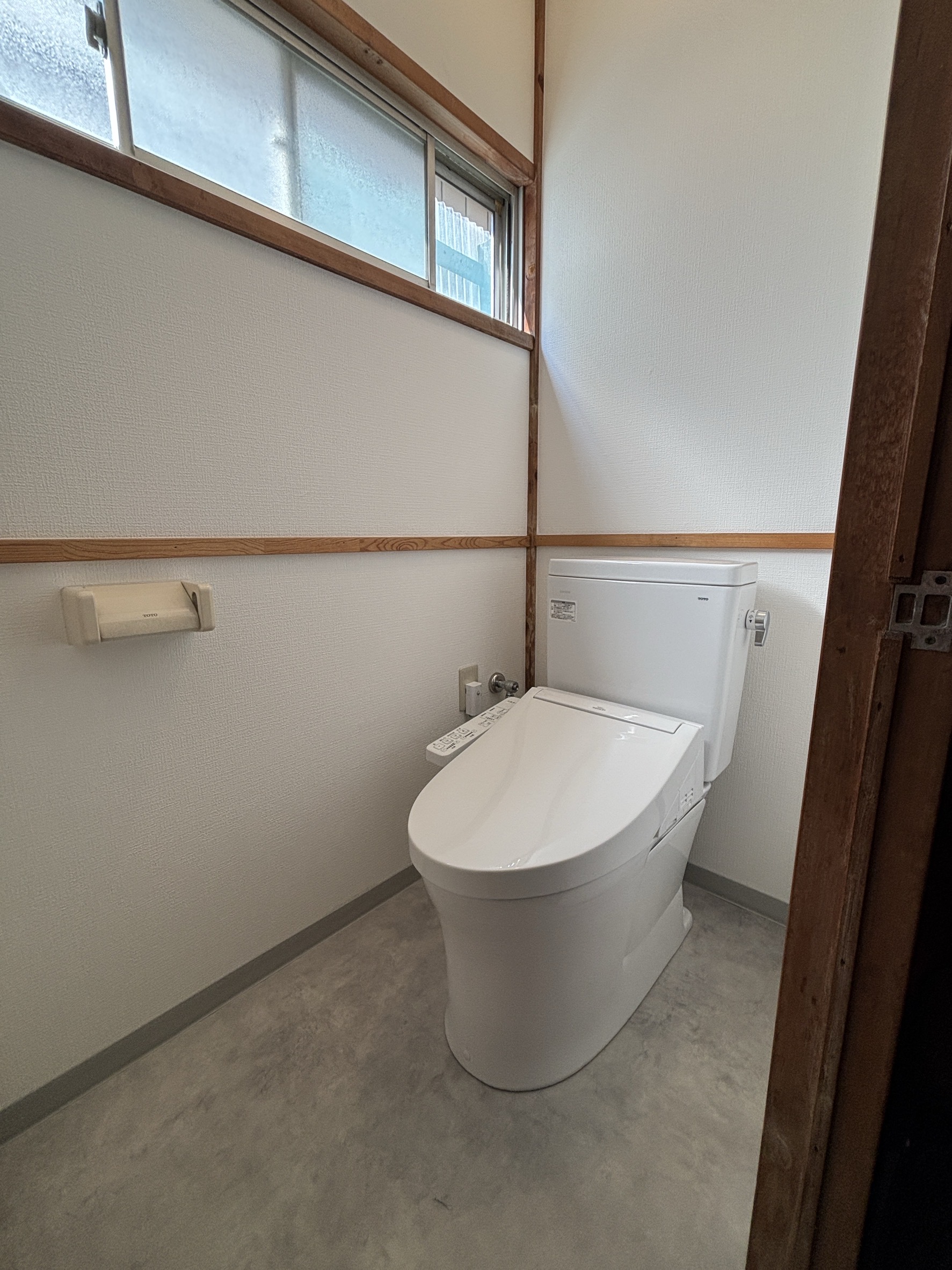 埼玉県川口市AさまTOTOピュアレストQRトイレリフォーム事例工事後写真