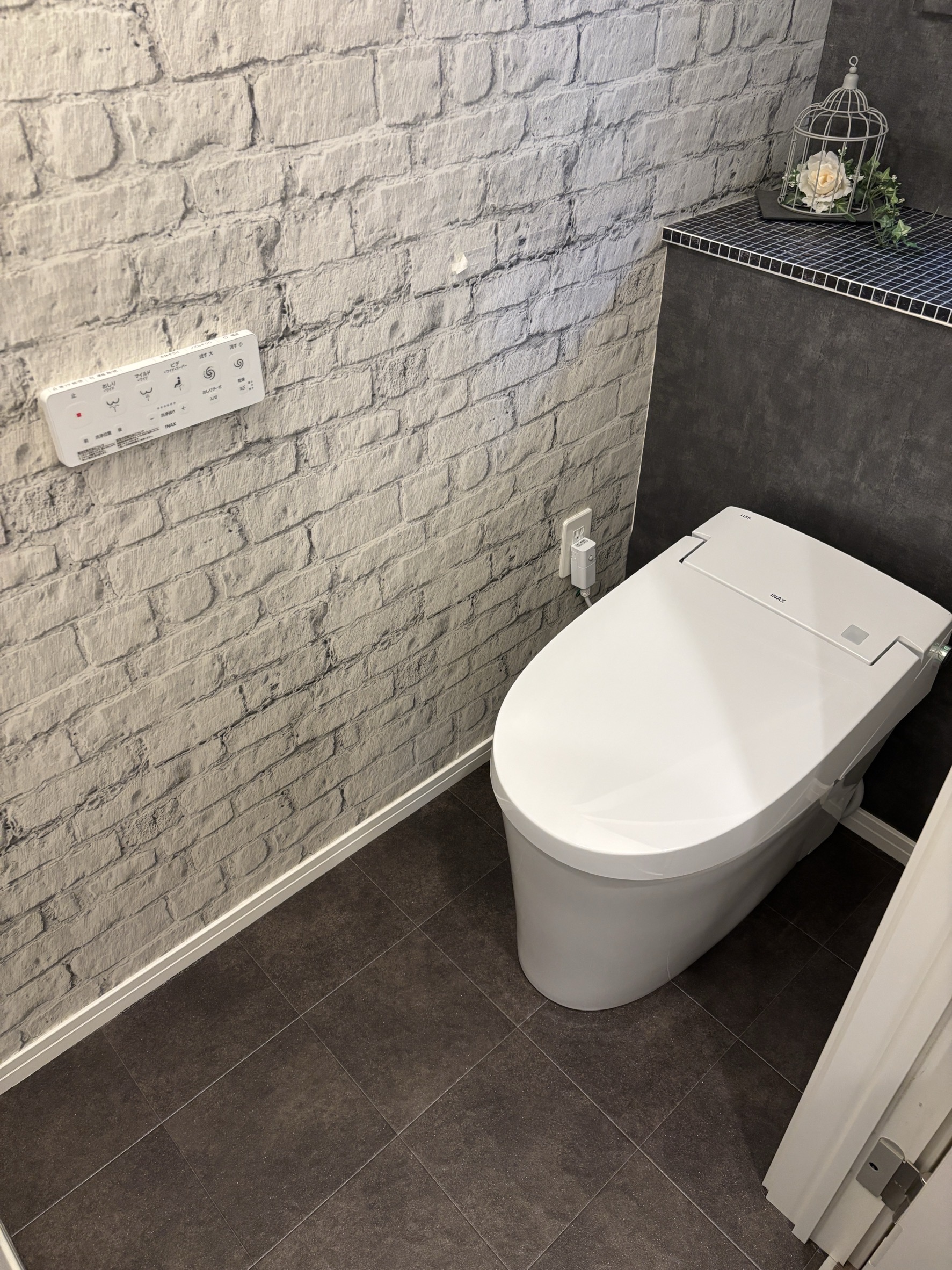 埼玉県川口市NさまLIXILサティスSトイレリフォーム事例工事後写真